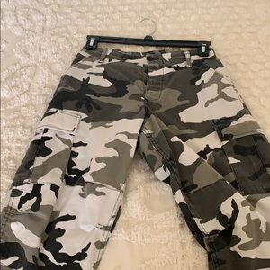 BLACK&WHITE CAMO ROTHCO PANTS